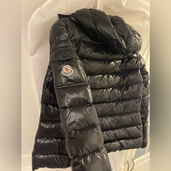 Womens moncler coat - Picture 5 of 7